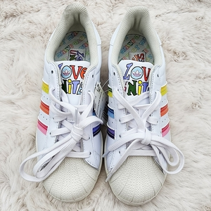 Rare Adidas Originals Superstar‎ Pride Love Unites rainbow men's size 5
